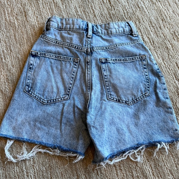 Divided High Waisted Bermuda Shorts - Picture 2 of 2